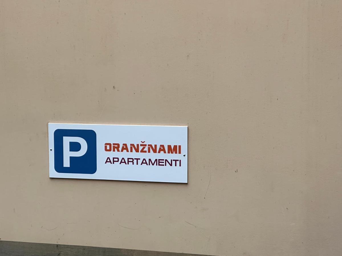 Orange Apartments 52 ريغا المظهر الخارجي الصورة